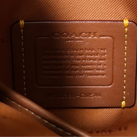 Coach Black Lana Shoulder Bag - Picture 4 of 9